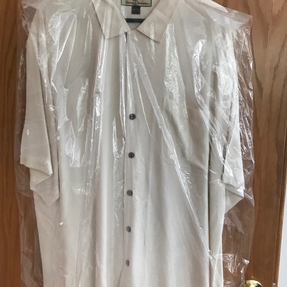 Tommy Bahama XL SIlk Men’s Shirt